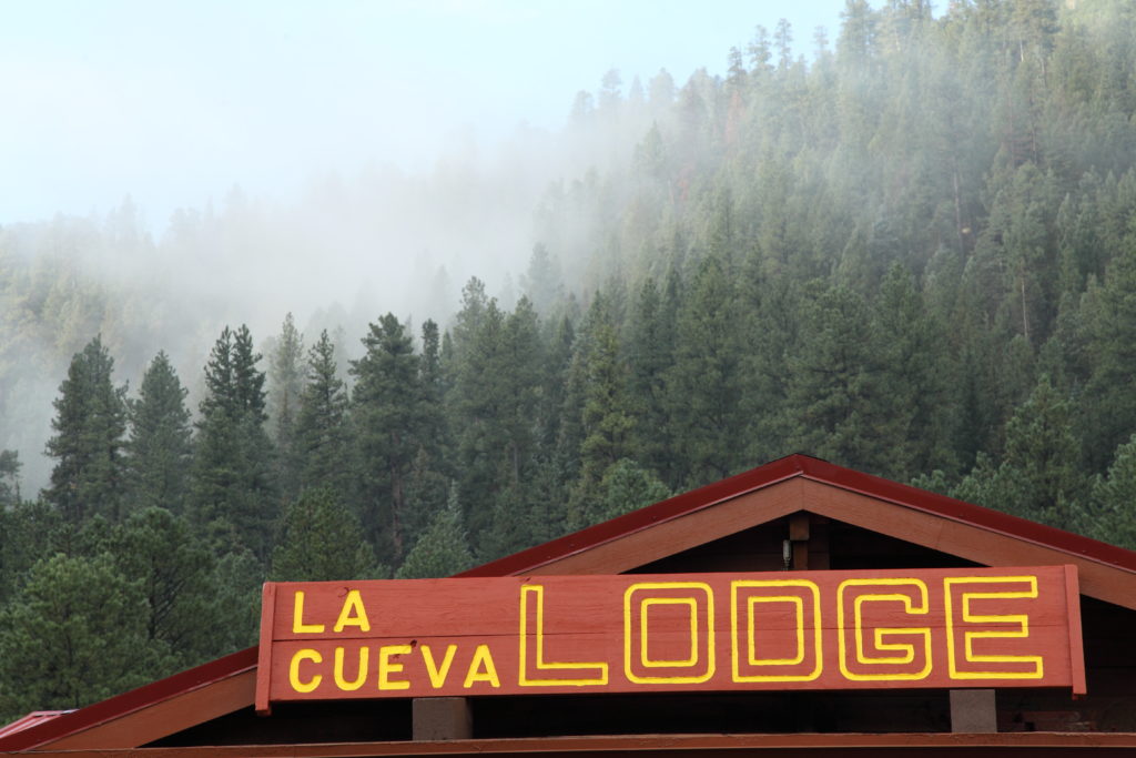 La Cueva Lodge