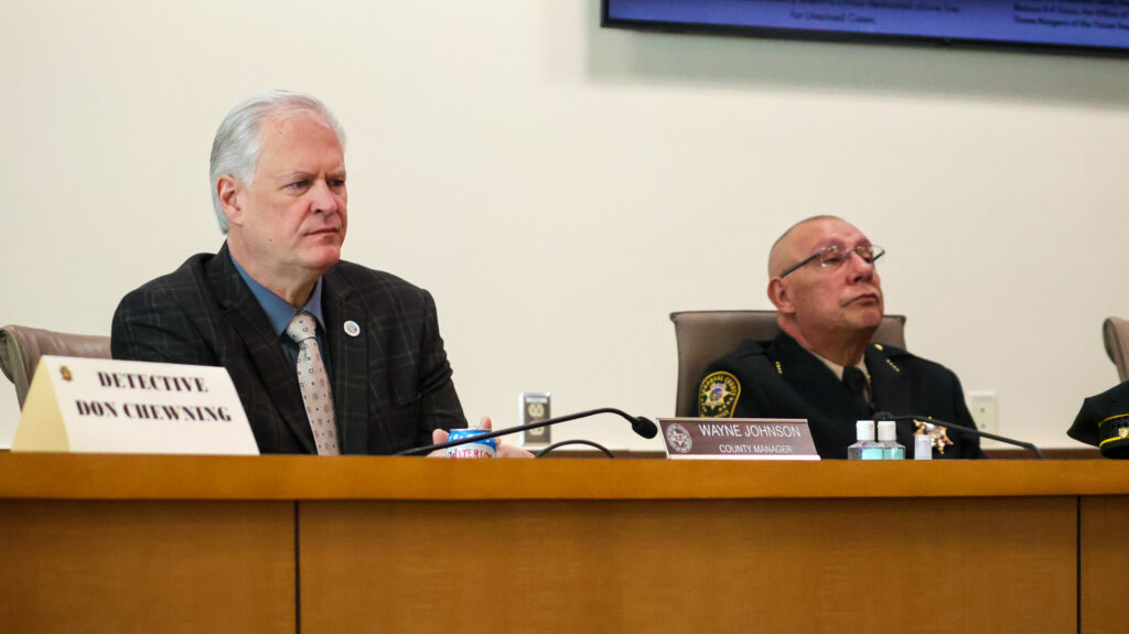 Sandoval County Manager 
Wayne Johnson, 
SCSO Undersheriff Joe Gonzales