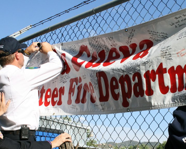 La Cueva banner